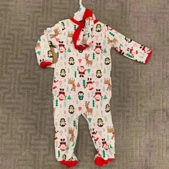 Baby's Essentials Quilted Pajamas - Picture 2 of 3